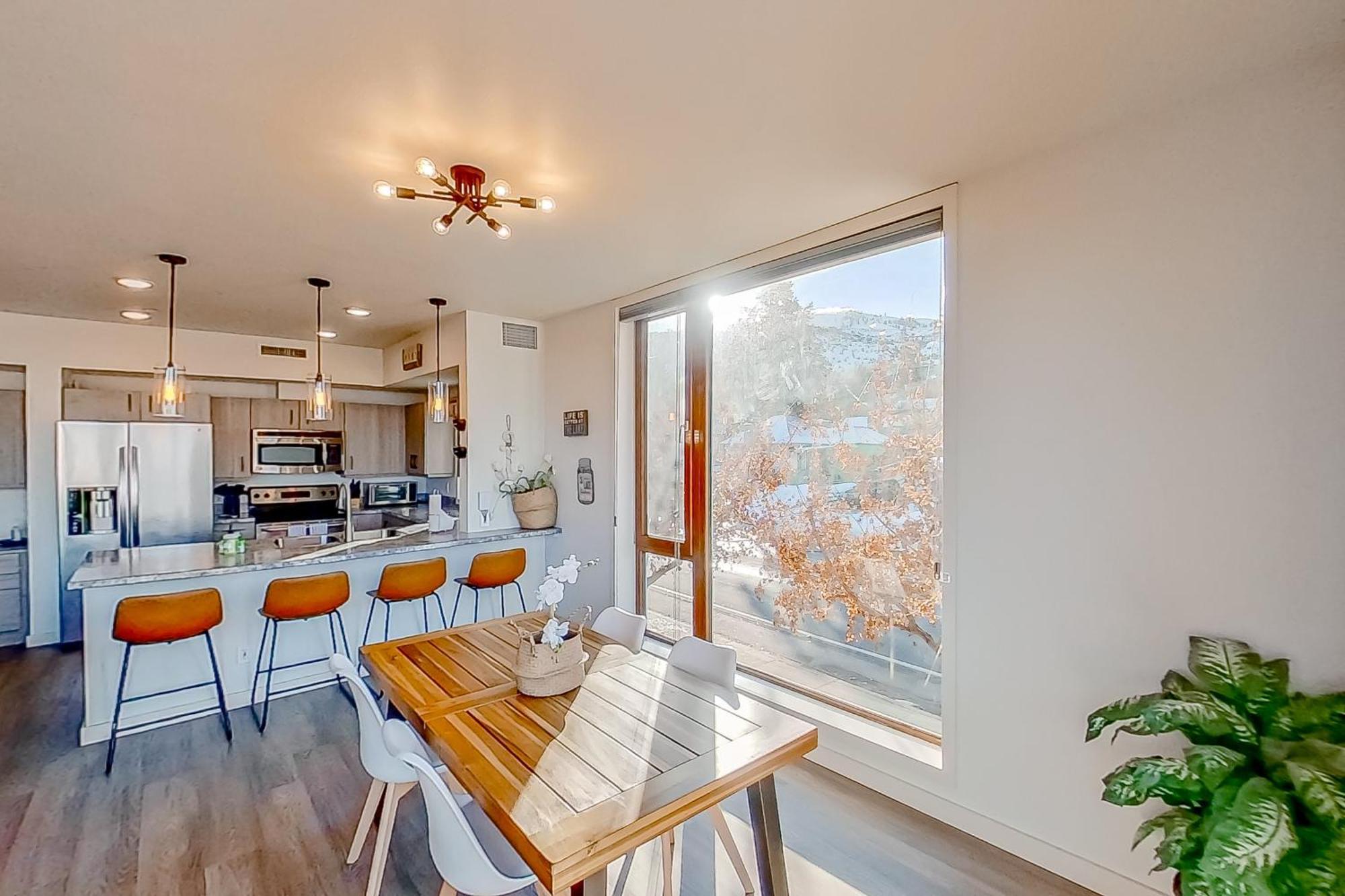 Chelan Resort Suites: Comfort By The Lake #201 Eksteriør bilde